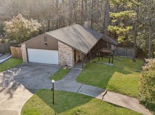 24617 Camwood Ct, Huntsville, TX 77320