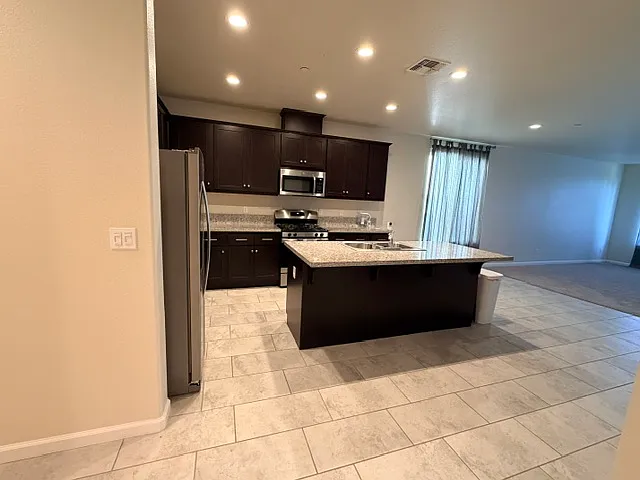 742 Marybelle Dr — Photo 7