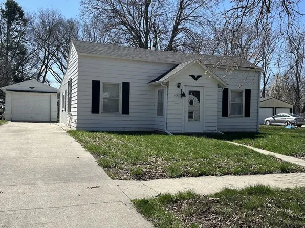 806 W Summit Ave, Shenandoah, IA 51601