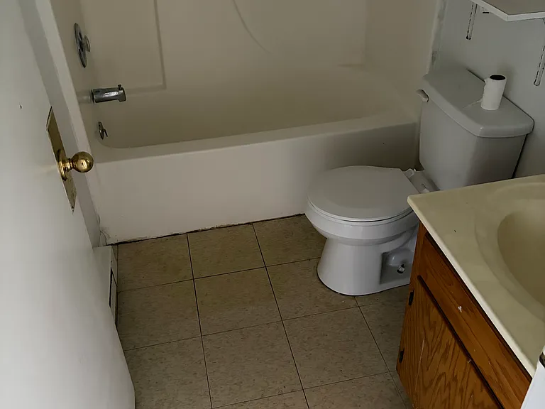 15 Sunbeam Ct #4 — Photo 8