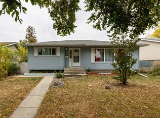 15707 92nd Ave NW, Edmonton, AB T5R5C5