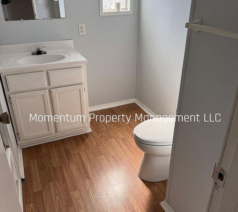 1st image of 21364 Canal Dr