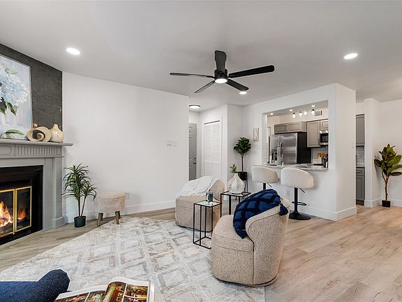 2nd image of 505 Oppenheimer Dr APT 507