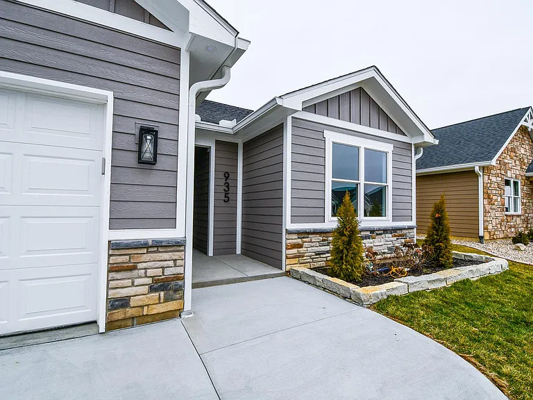 Rosenthal Dr — Photo 42