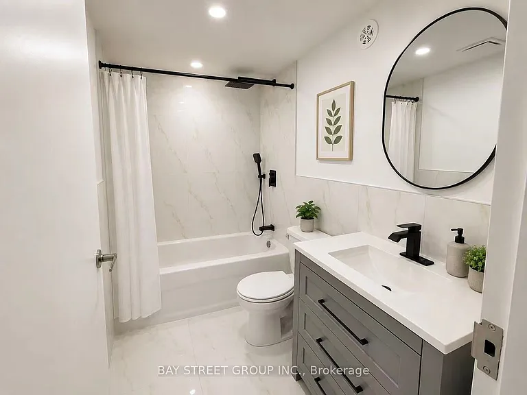 69 Blythwood Rd N #2 — Photo 7