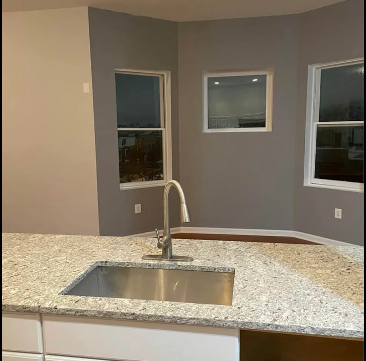 2407 Brookfield Avenue - 4 — Photo 3