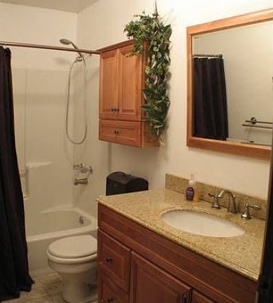 3rd image of 120 Cotter Ct