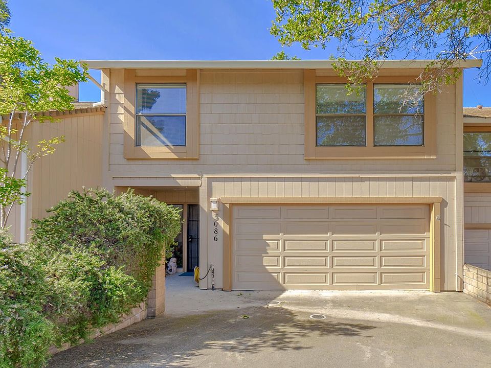 1st image of 3086 Emerald Ct