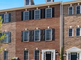 995 Rye Dr, La Plata, MD 20646