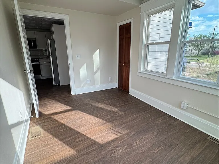 2 Agassiz Cir #A — Photo 13