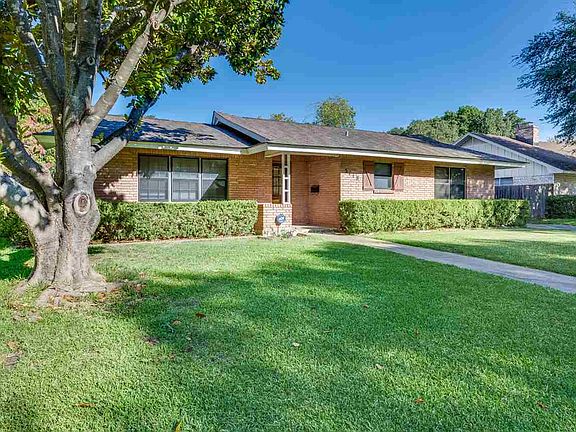 2nd image of 5113 Loch Lomond Dr
