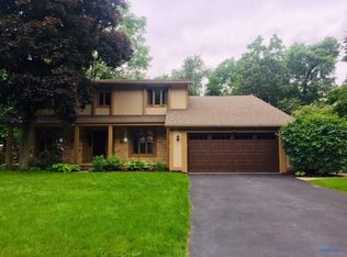 7012 Leicester Rd, Toledo, OH 43617