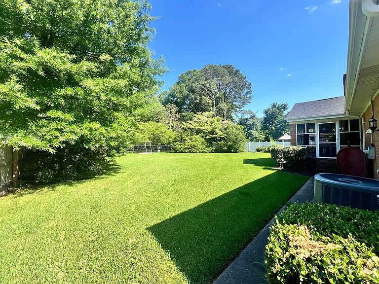 6462 Bridle Way — Photo 15