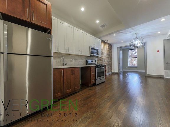 3rd image of 180 Malcolm X Blvd APT 2R