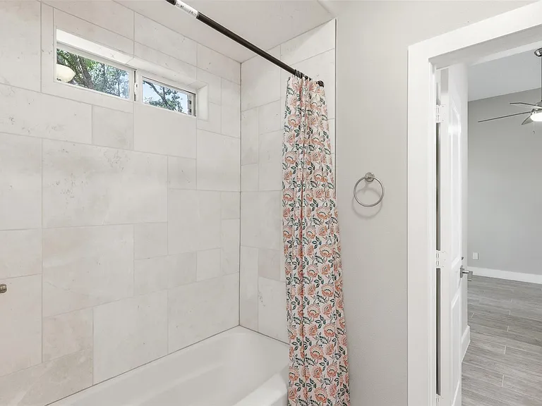 59 Champion Villa Dr — Photo 31