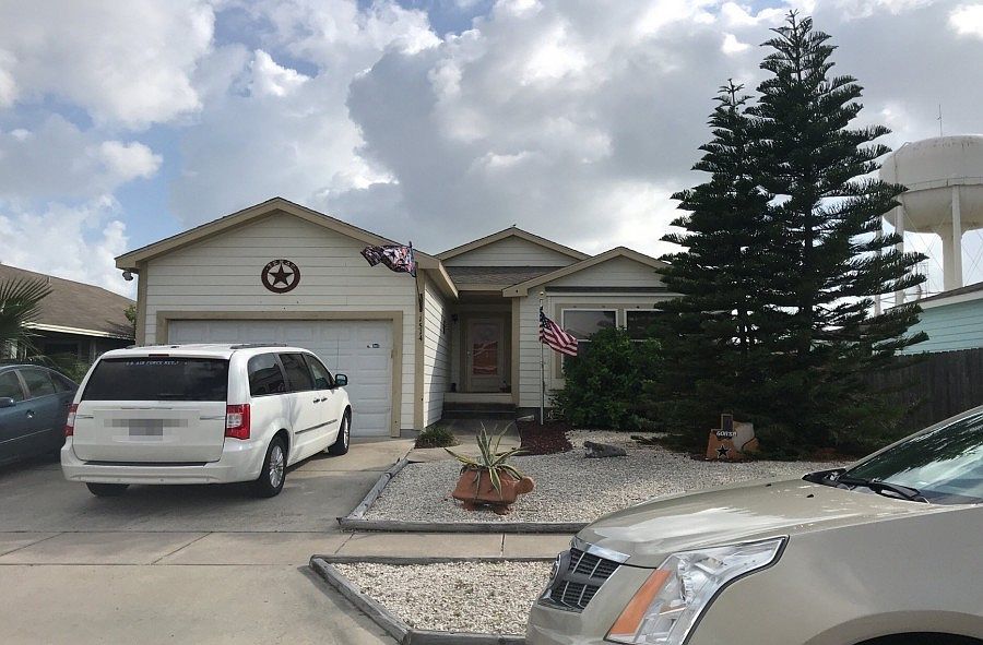 1st image of 1514 Oak Harbor Dr