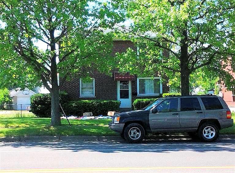 1st image of 809-811 Joe Nuxhall Blvd