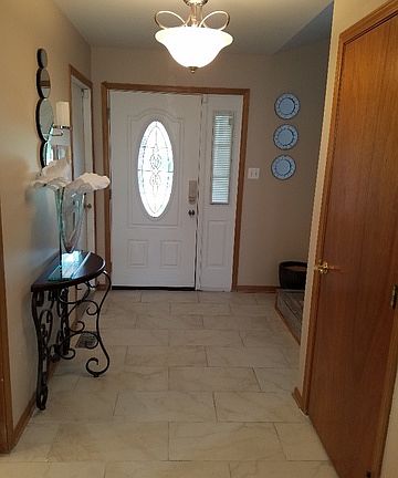 2nd image of 22916 Millard Ave