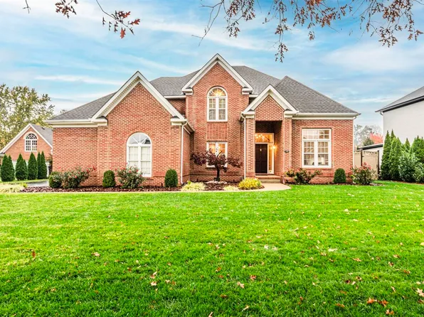 929 Threewood Cir, Bowling Green, KY 42103