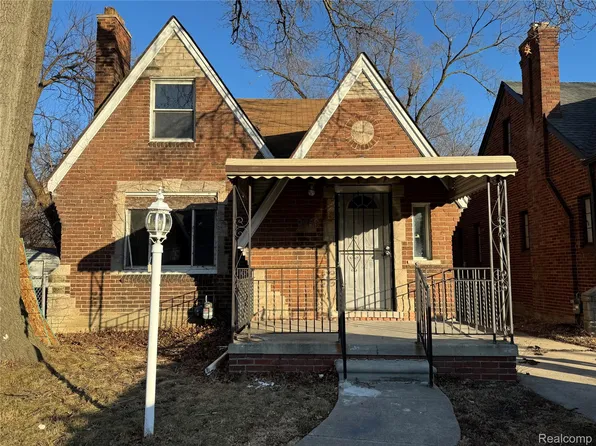 9760 Wayburn St, Detroit, MI 48224