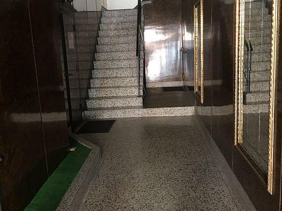 4th image of 277 3rd Ave APT 9
