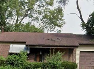 10102 Castle Dr, Saint Louis, MO 63136