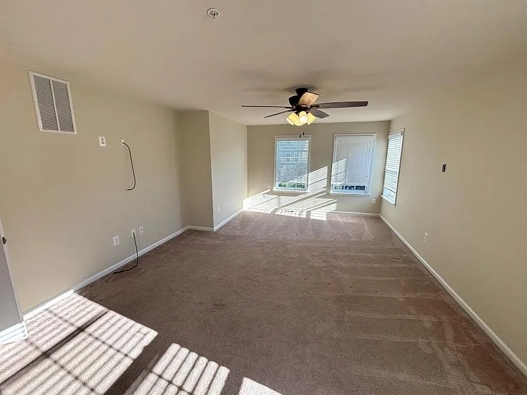 6778 McCormick Dr — Photo 13
