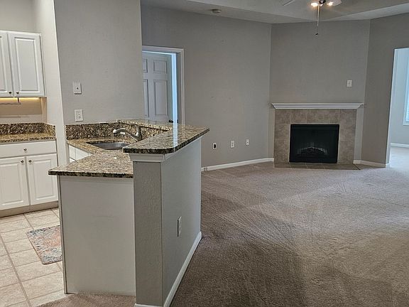 4th image of 60 Fenwick Hall Aly APT 835