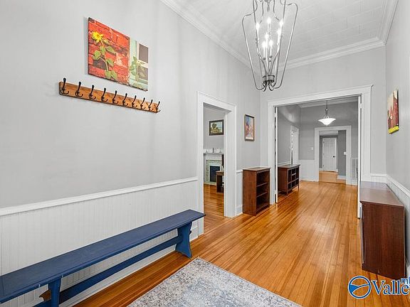 5th image of 808 Randall St
