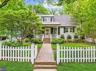 4404 Ridge St, Chevy Chase, MD 20815