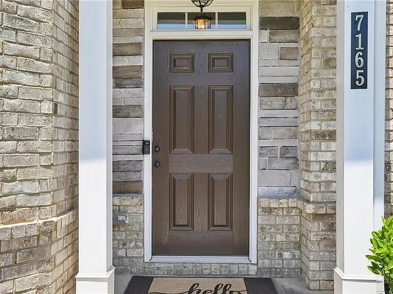 7165 Ansley Park Way — Photo 2