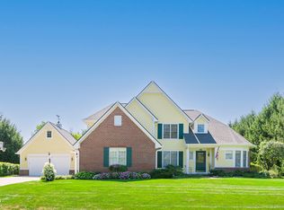 9021 Mallard Point, Zionsville, IN 46077
