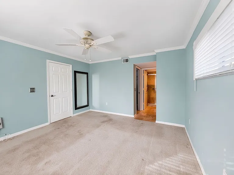 3041 Sandpiper Bay Cir #H201 — Photo 5