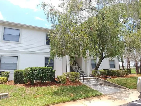 104 Meadow Ln, Oldsmar, FL 34677