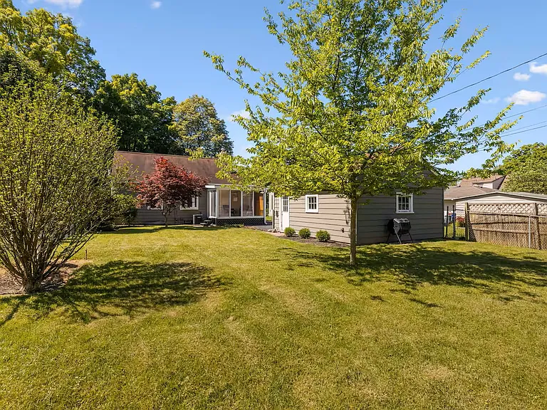 154 E Dominion Blvd — Photo 23
