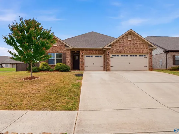 100 Vedra Cir, Meridianville, AL 35759