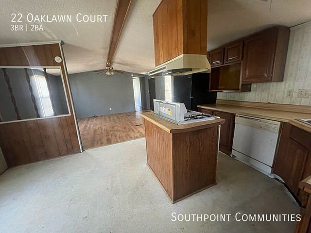 1st image of 22 Oaklawn Ct