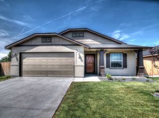 1036 E Yaquina Bay Dr, Nampa, ID 83686