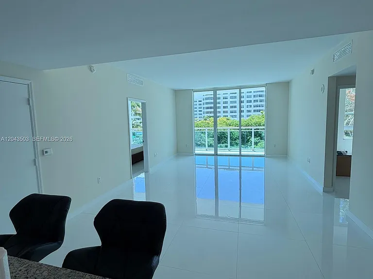 951 Brickell Ave #1206 — Photo 3