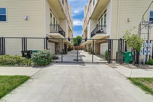 1615 Shearn St Photo 1