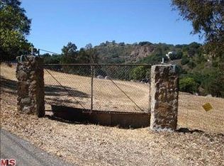 22151 Eden Rd, Topanga, CA 90290