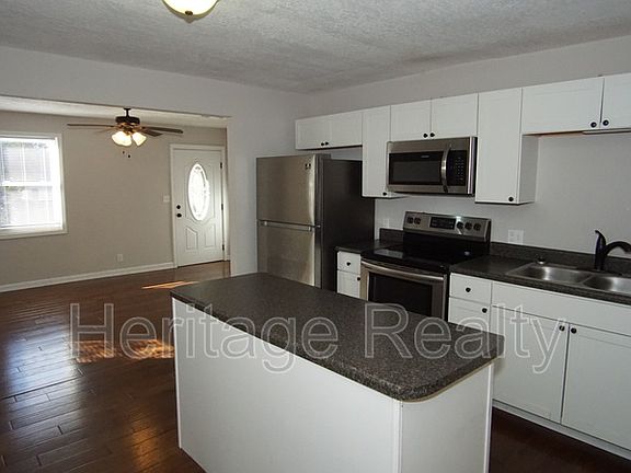 4th image of 3032 Dodd St SE