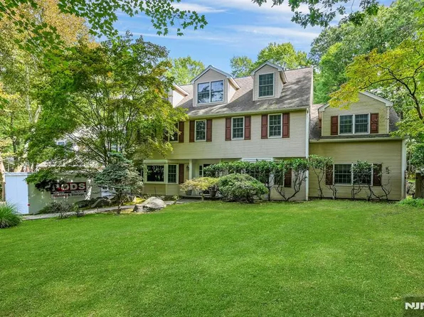 76 Briarwood Avenue, Norwood, NJ 07648