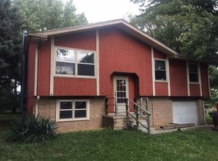 400 Harrison Cir, Bennet, NE 68317