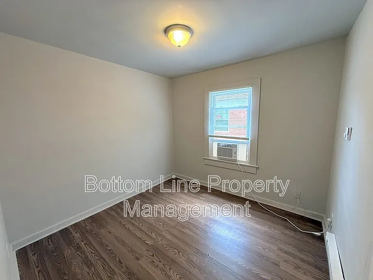 233 Orange St — Photo 7