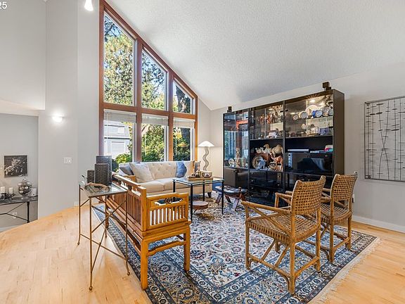 4th image of 4217 Albert Cir