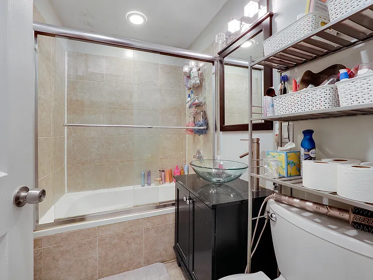 2652 N Halsted St #3F — Photo 10