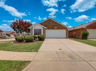 6548 Regina Dr, Fort Worth, TX 76131