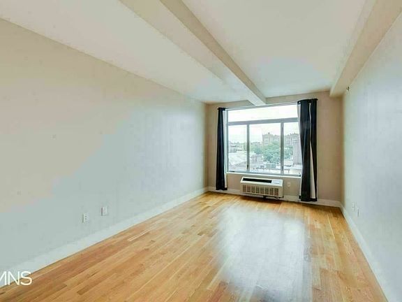 3rd image of 96 Steuben St APT 4B