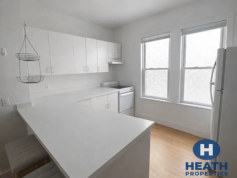 530 Cambridge St #2 — Photo 1